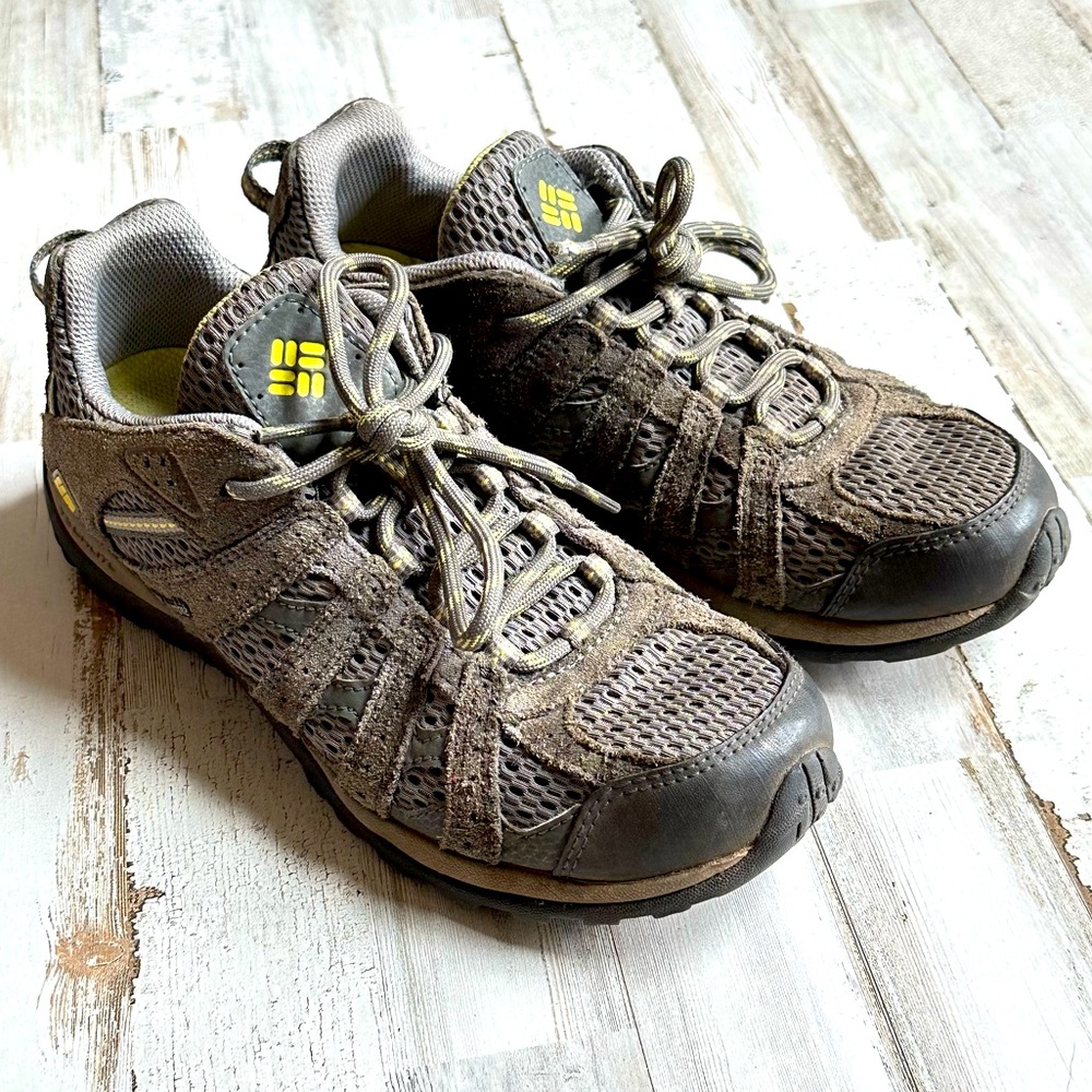 Women’s Columbia Techlite Shoes Size 7.5